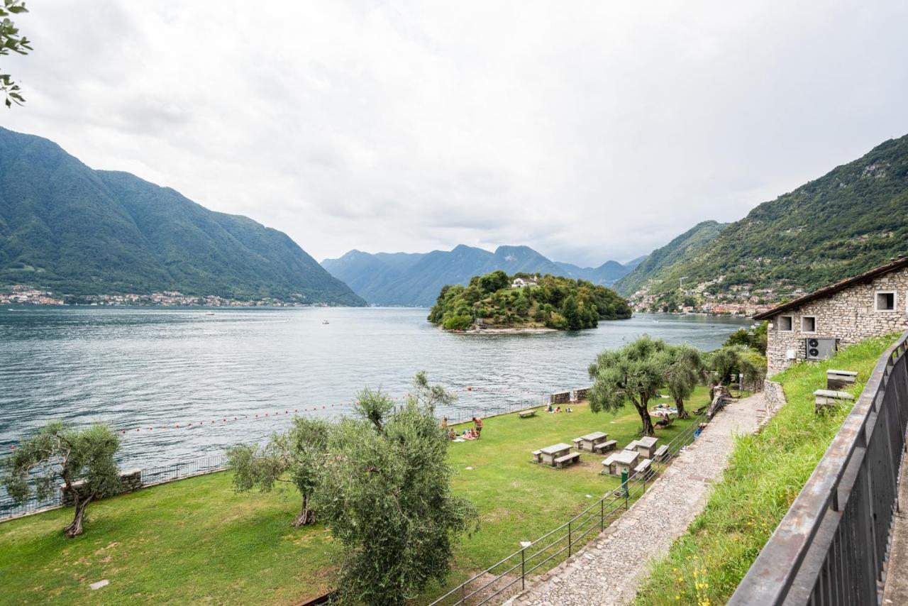 Lake Como Studio With Balcony And Private Parking Ossuccio Dış mekan fotoğraf