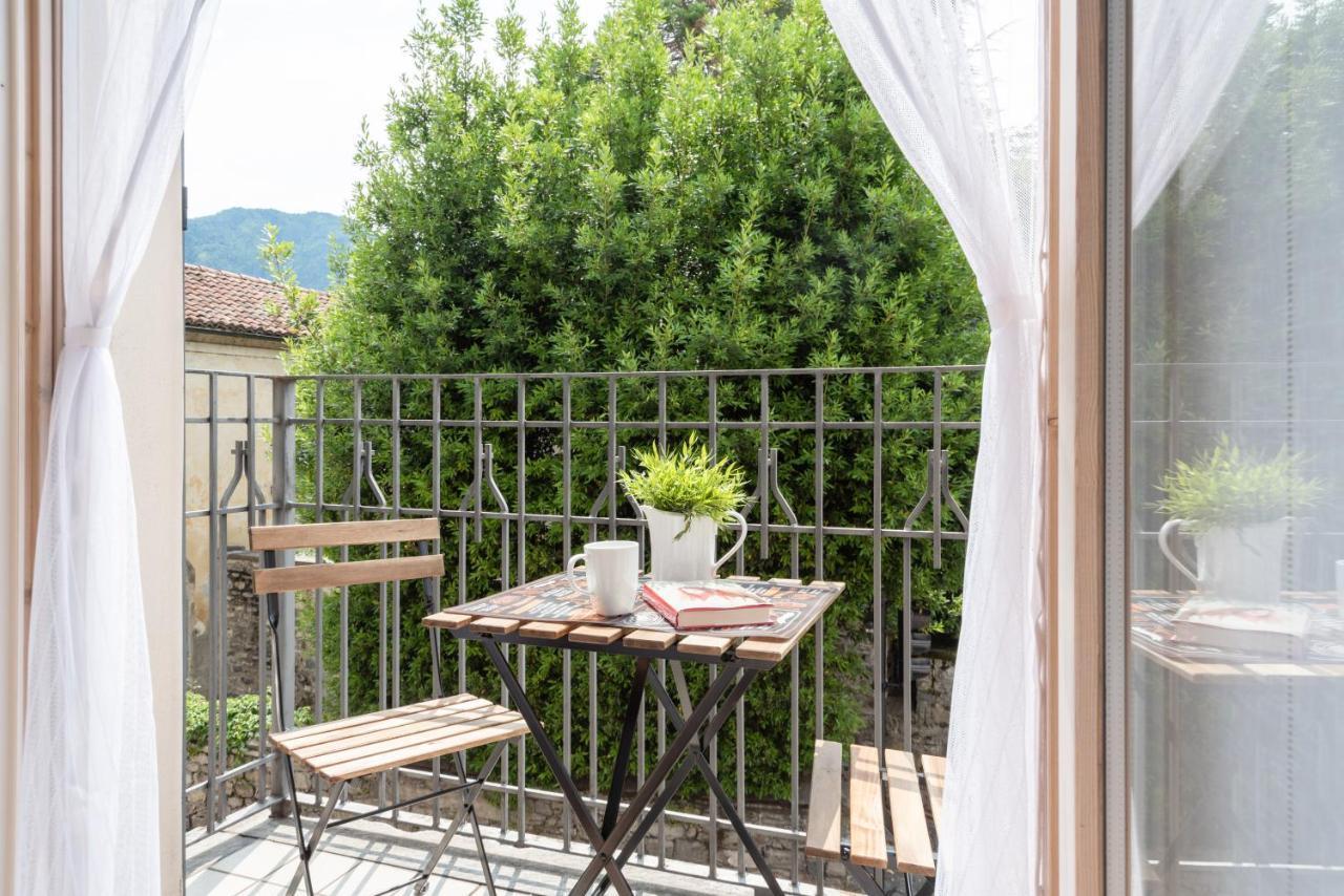 Lake Como Studio With Balcony And Private Parking Ossuccio Dış mekan fotoğraf